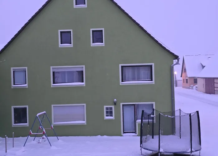 Monteur & Ferienapartment Leidenberger Parkplatz Wlan Kinderspielzimmer 公寓 *